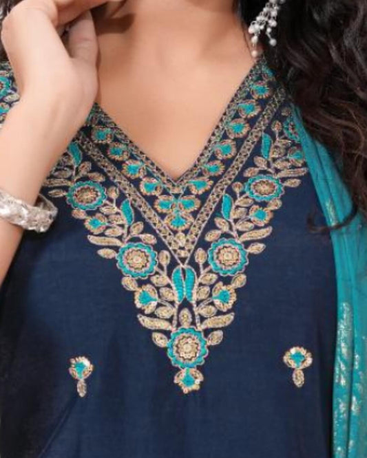 Embroidered Contrast 3 Piece Kurti Set for Women