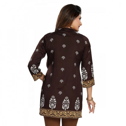 Quarter Sleeve Faux Crepe Printed Short Kurti Tunic Top (Color:Brown)