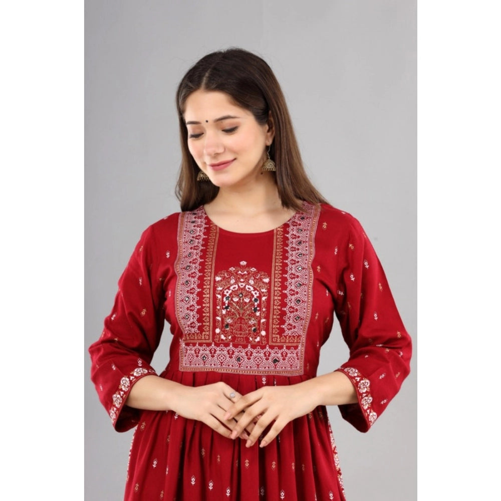 Casual Viscose Rayon 3-4th Sleeve Nayra Cut Kurti (Red)