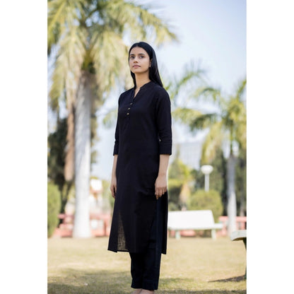 Cotton Solid 3/4 Sleeve Mandarin collar Kurti (Black)