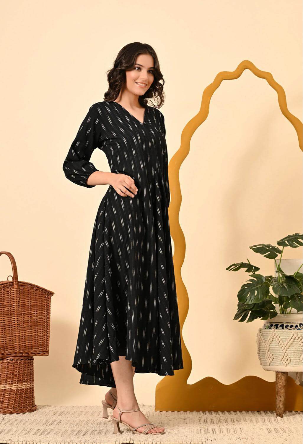 ROYALE VII – Classic Loose Fit Ikat Dress