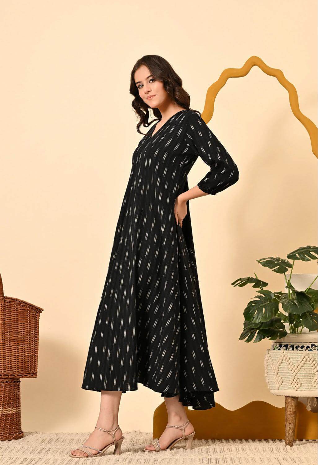 ROYALE VII – Classic Loose Fit Ikat Dress