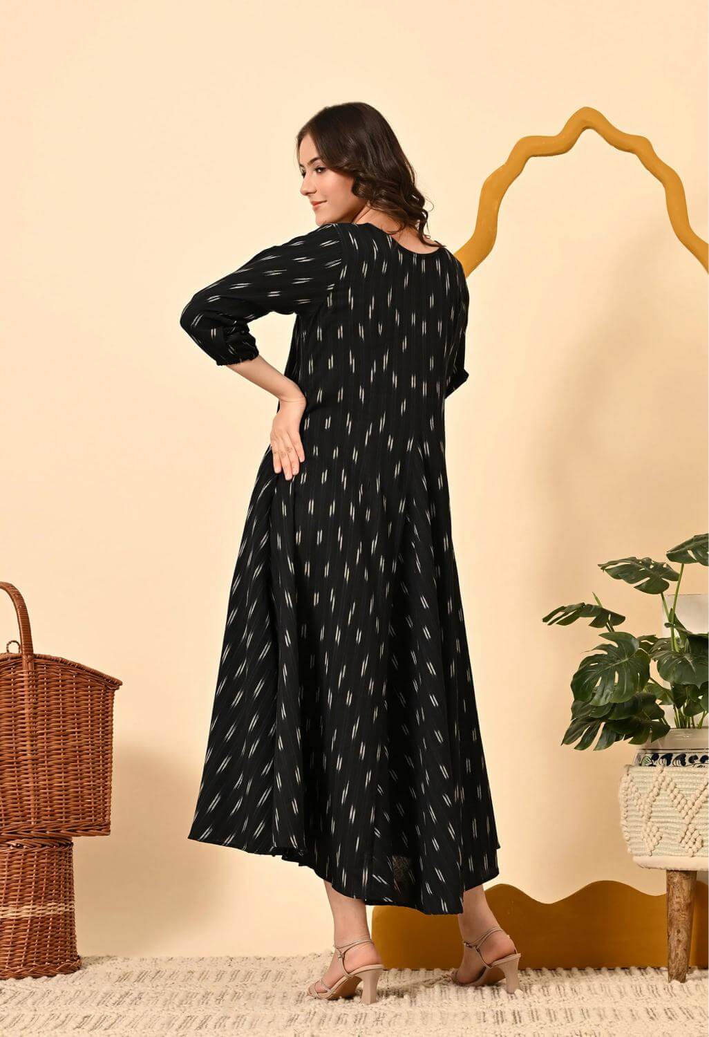 ROYALE VII – Classic Loose Fit Ikat Dress